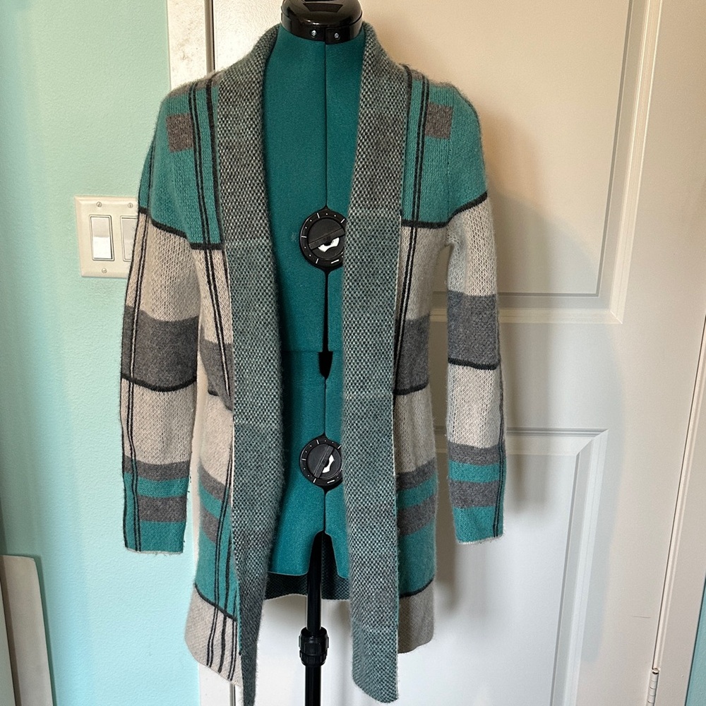 Neiman Marcus Teal and Gray plaid Cardigan